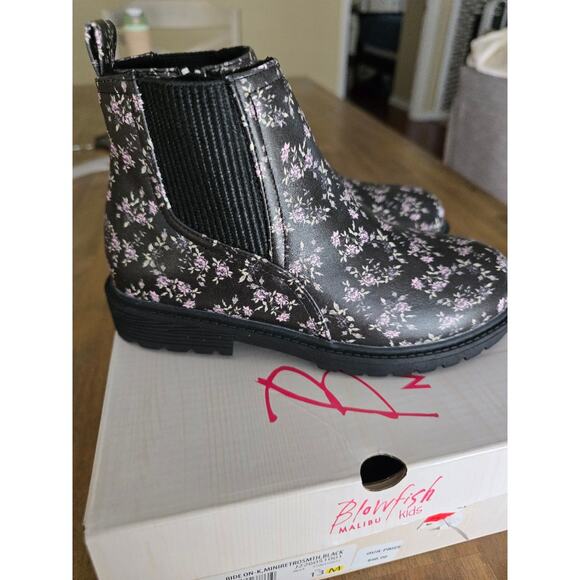 Blowfish Malibu kids' ankle boots with a pink floral print Faux Leather Sz 13 - Picture 1 of 7